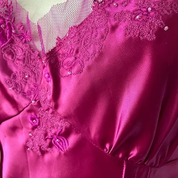 VTG Y2K Camisole Fuschia Pink Embellished sz M - Picture 3 of 8